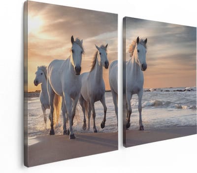 Artaza Canvas Schilderij Tweeluik Witte Paarden Op Het Strand Bij Water - 120x80 - Foto Op Canvas - Canvas Print