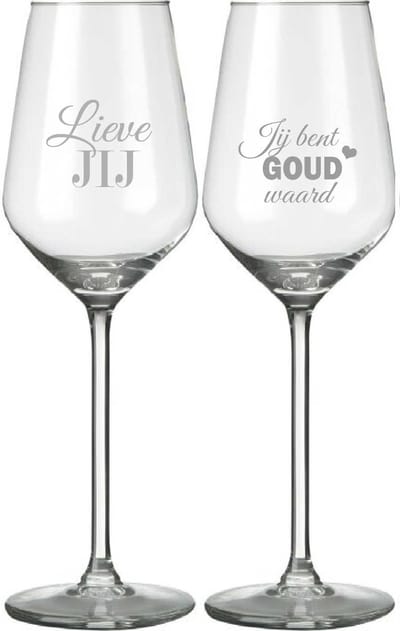 Set van twee Wijnglazen met tekst 53 cl - 17,75oz | Aplina Royal | In eigen atelier gegraveerd | Lieve JIJ, Jij bent GOUD waard