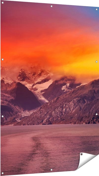 Gards Tuinposter Meer bij de Bergen bij Zonsondergang - 100x150 cm - Tuindoek - Tuindecoratie - Wanddecoratie buiten - Tuinschilderij
