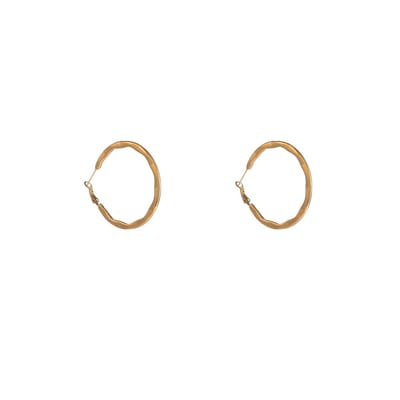 Go Dutch Label Oorringen Dented Hollow Hoop - 50mm Goudkleurig
