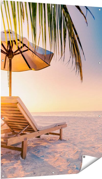 Gards Tuinposter Tropisch Strand tijdens Zonsondergang - 100x150 cm - Tuindoek - Tuindecoratie - Wanddecoratie buiten - Tuinschilderij