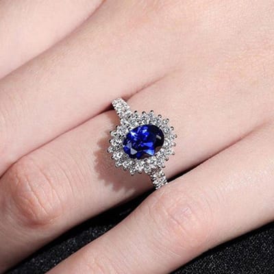 Huitan Trouwjubileum Ring met Ovale Geslepen Blauwe Zirconia Luxe Sieraden Valentijnsdag Cadeau Modieuze Ringen voor Vrouwen 7 gray