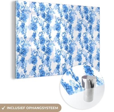 MuchoWow® Glasschilderij 120x80 cm - Schilderij acrylglas - Bloemen - Blauw - Hortensia - Foto op glas - Schilderijen