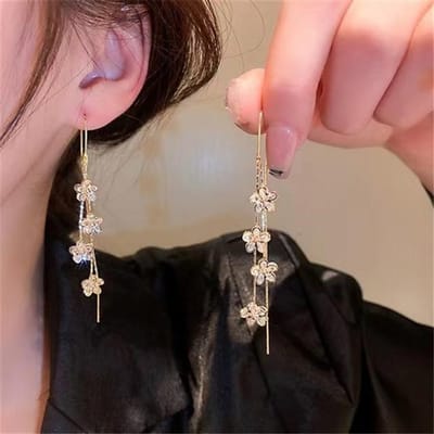 Nieuwe Minimalistische Lange Kwastjes Oorbellen Elegante Delicate Bloem Hanger Zirkoon Oorbellen Dames Oorhaak Premium Sieraden Feestcadeaus brown
