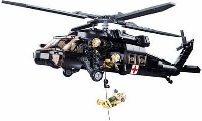 Sluban ModelBricks Army Medical Black Hawk helikopter bouwspeelgoed – Constructiespeelgoed – bouwset met 692 bouwstenen – M38‑B1012 – vanaf 8 jaar
