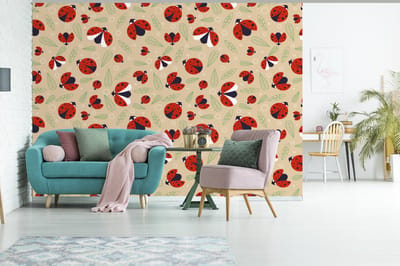 Behang - Fotobehang Lieveheersbeestje - Bladeren - Design - Breedte 300 cm x hoogte 240 cm