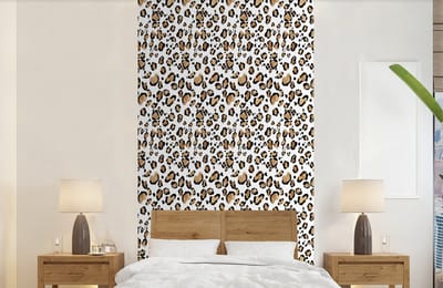 Behang - Fotobehang Panterprint - Bruin - Patronen - Breedte 120 cm x hoogte 240 cm