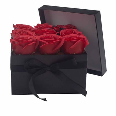 Luxe Cadeau met Zeepbloemen – 9 Rode Rozen in Geschenkdoos – Perfect voor Jubileum of Verjaardag