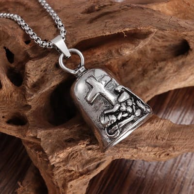 Europese en Amerikaanse Titanium Staal Hangers Modieuze en Gepersonaliseerde Motorfiets Kruis Bel Ketting Hanger black