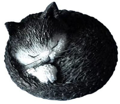 Dubout collectie - Slapende kat - Beeldje - 5 cm hoog - Katten gekkies