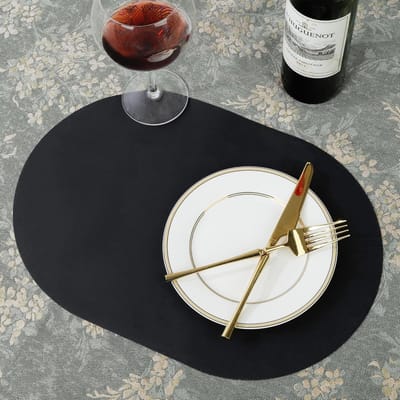 Candala - Grote ovale zwarte siliconen placemats 4 stuks dunne en antislip tafelmatten gemakkelijk schoon te maken hittebestendige waterdichte placemat voor keuken aanrecht