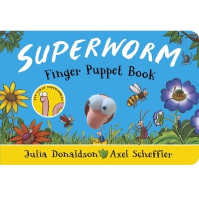 Superworm Finger Puppet Book - The Wriggliest, Squiggliest Superhero Ever! - Julia Donaldson
