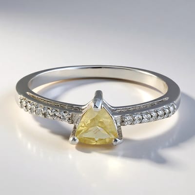 Cavill - Zilveren ring met 0,37 ct Xia-apatiet triljant en 0,08 ct witte topaas - 925 Sterling Zilver - Elegante Braziliaanse edelsteen ring dames