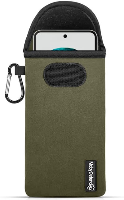 MobyDefend Hoesje - Geschikt voor Nothing Phone (3a) - Neopreen Pouch Met Karabijnhaak - Insteek - Riemlus - Groen