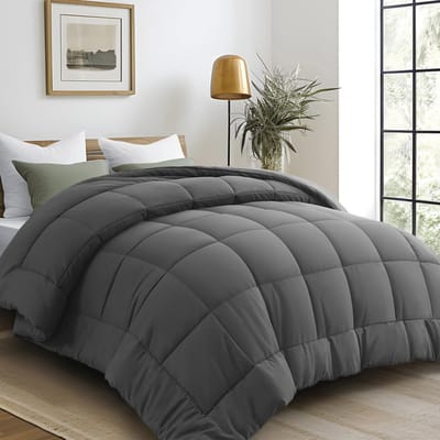 Zacht en Comfortabel Dekbed 220 x 240 cm - 4 Seizoenen - Allergievriendelijk - Donkergrijs
