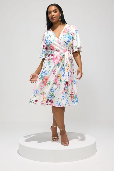 Yours London Witte Wikkelskaterjurk Met Bloemenprint Size 42