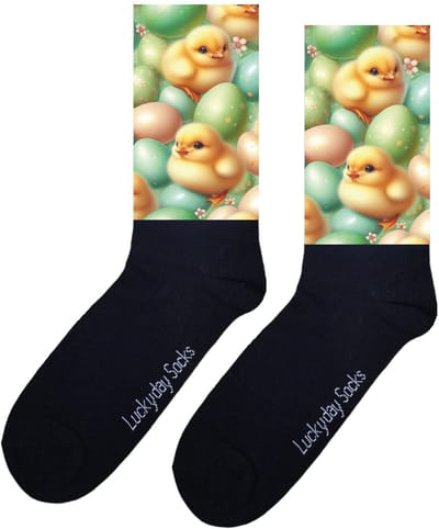 Paasei - Opkikker - Grappige sokken - Valentijns cadeau - Verjaardag cadeau - Sint cadeau - Leuke sokken - Pasen - Kuikens - Vrolijke sokken - LuckyDay Socks - Grappige cadeau - Kerstsokken - Vaderdag - Moederdag - Socks maken Happy - Onesize