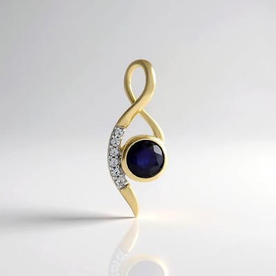 Cavill - 9K Geel Goud Gouden Hanger - 0 54 ct Madagaskar Blauwe Saffier Rond - 6 Cambodjaanse Zirkonen 0 07 ct - Elegant Sierlijk Design 21x8 mm