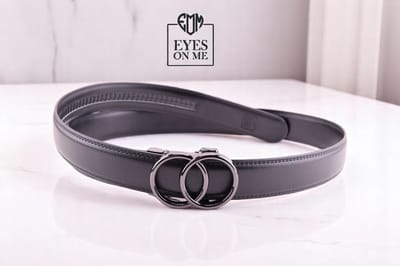Zwarte lederen riem zonder gaatjes met automatische gesp voor heren ( Model L182 )