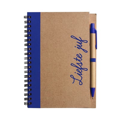 Notitieboekje Met blauwe Tekst Dwars Liefste Juf - Cadeau Voor De Juf - Afscheid Van De Juf En Je Klas - Cadeautje Voor De Juf - Notieboek Met Pen Voor De Liefste Juf