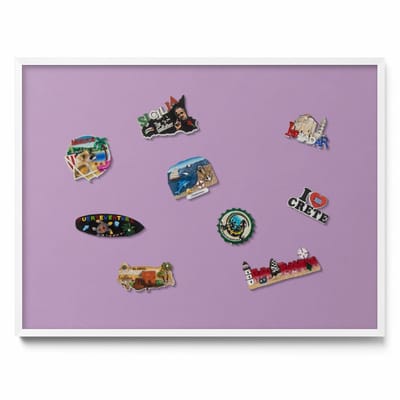 Tulup Magneetbord met Witte Frame - Paars Magneetbord in Effen Kleuren - 80 cm x 60 cm - Pastelpaarse kleur - Magneetbord voor Reissouvenirs - Magnetisch Bord Foto Bevestiging - Design Magneetbord met Frame