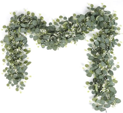 GELLDG Bloemenkrans - Kunstmatige eucalyptuskrans - met wilgenbladeren - groen blad - witte bloemen - kunstplant - ophangbaar - geschikt voor achtergronddecoratie, bruiloftsdecoratie, tafellopers, tafelstukken - set van 2