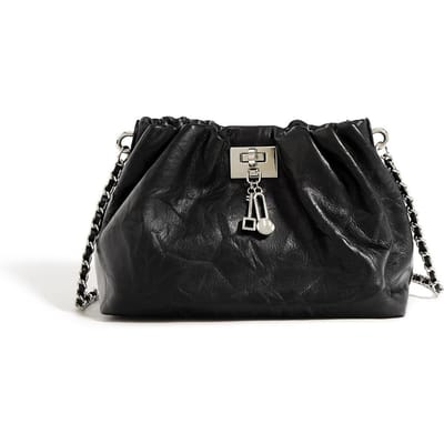 Niche Ontwerp Geplooide Lederen Wolk Tas Retro High-end Temperament Slot Eén-schouder Crossbody Tas Kettingtas Vrouwen zwart