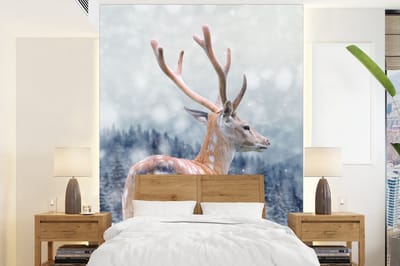 Behang - Fotobehang Winter - Hert - Dieren - Breedte 190 cm x hoogte 260 cm