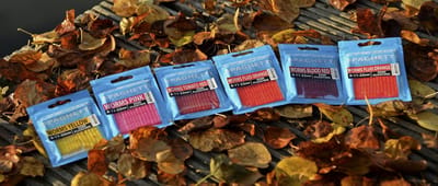 Cresta Spaghetti Worms (8-11-22mm) Semi Floating - Kleur : Worms Blood Red