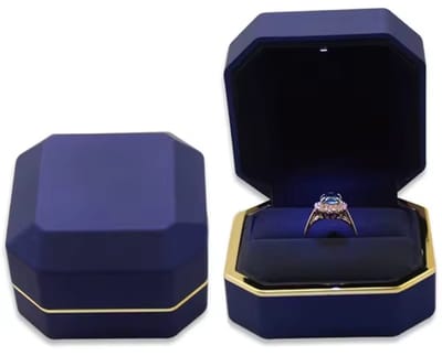 Ring Doosje met LED Licht – Blauw met Gouden Rand – Voor Huwelijk, Verloving of Valentijnsdag
