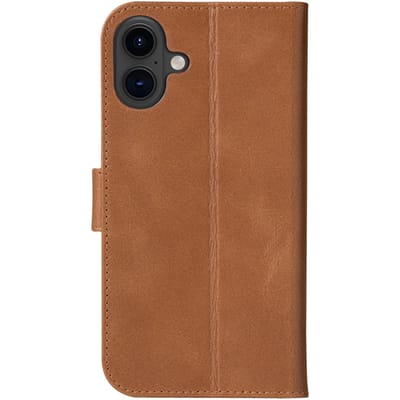 Dbramante1928 - Copenhagen geschikt voor iPhone 16 Plus Hoesje - bruin