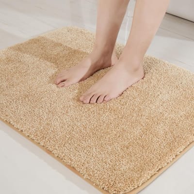 Badkamermat - Ultrazachte, absorberende microvezel badkamermat - Antislip pluche badkamermat - Machinewasbaar en geschikt voor de droger - Geschikt voor badkamervloeren, badkuipen en doucheruimtes - Beige - 60 x 90 cm