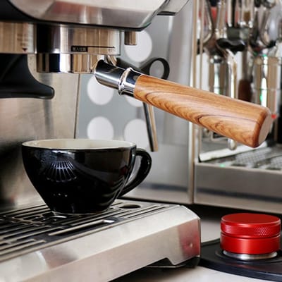 54mm Koffie Bodemloze Portafilter met Filtermandje & Houten Handvat Vervanging voor Breville 880 870 850 Koffie Type 4 white
