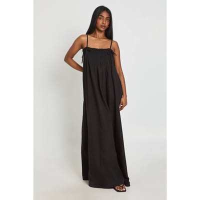 boohoo Dames Maxi Smock Jurk Met Gerimpeld Detail | Zwart | Maat: 38