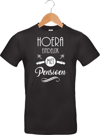Mijncadeautje T-shirt - Hoera eindelijk met pensioen - - unisex - Zwart (maat XL)