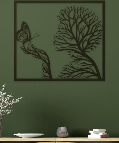 Wanddecoratie | Meisje met vlinder van takken - XL (71x80cm)
