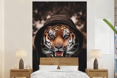 Behang - Fotobehang Tijger - Bos - Capuchon - Breedte 170 cm x hoogte 260 cm