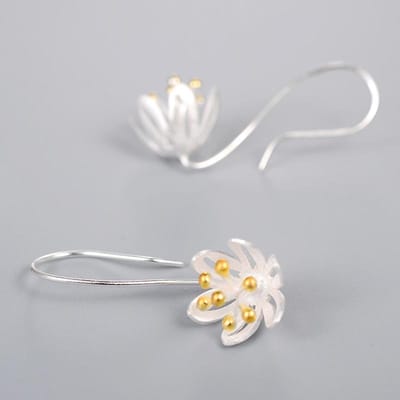 Mode 925 Sterling Zilveren Bloem Hangende Oorbellen Voor Vrouwen Sieraden Sterling-Zilver-Sieraden Pendientes Mujer Moda Orecchini white