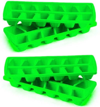 PlasticForte IJsblokjesvormen set 4x stuks met deksel - 24 ijsklontjes - kunststof - groen