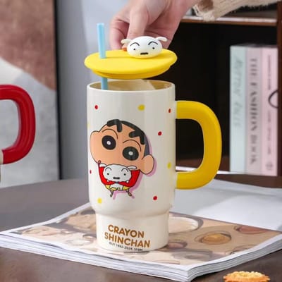 Mug Crayon Shin avec Couvercle Paille Tasse Décontractée de Bureau Tasse d'Eau en Céramique d'Été Grande Capacité 801mL -900mL