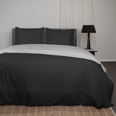 Superieur Dekbedovertrek Twin Face – Zwart / Lichtgrijs - 100% Katoen - 260x200/220cm Extra Breed – Stoere lichtgijze met zwart dekbedset – adembenemend in uitstraling – optimaal ventilerend en ademend