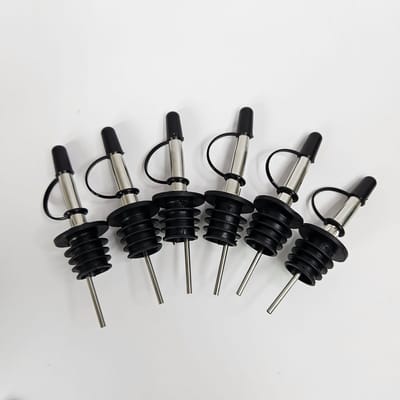 MGM Trading - Set Van 6 Roestvrijstalen Schenktuiten, Schenktuiten Voor Sterke Drankflessen - Met Rubberen Stofdoppen, Baraccessoires - 10,8 bij 2,9 cm
