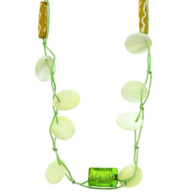 Behave - Lange groene ketting met schelpen en glaskralen - Mode-accessoire voor elke gelegenheid