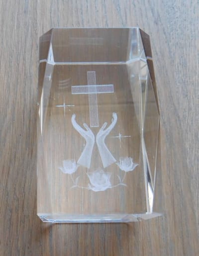 Beeld Maria Wonderdadige in kristal 010734