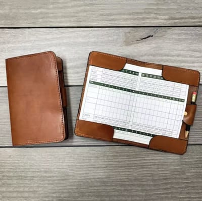 Purlederen Golf Scorekaart Houder - Met lib voor potlood - Kleur bruin.