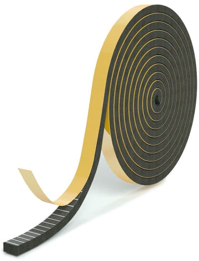 zelfklevend voor deuren en ramen - zelfklevende deurdichtering perfect voor oude deuren, de voordeur, ramen - Dichtband van schuimrubber EPDM - waterdicht (12x6mm, 5 meter)