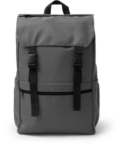 Grijze Rugzak met flap gemaakt van 600D RPET. Flap met verstelbare sluitingen. Hoofdvak met binnenvak voor 15" laptop.
