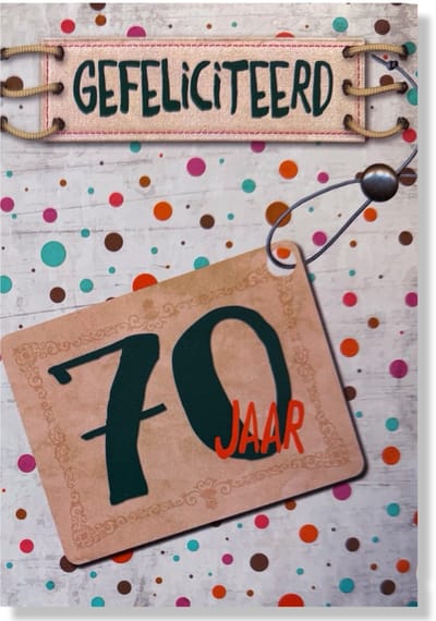 Hoera 70 Jaar! Luxe verjaardagskaart - 12x17cm - Gevouwen Wenskaart inclusief envelop - Leeftijdkaart