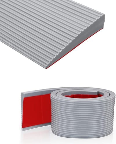 Drempelhulp voor Rolstoel, Looprek of E-Scooter - Antislip PVC Ramp met Rubber, 150x8x2 cm, Ideaal voor Toegankelijkheid en Mobiliteit