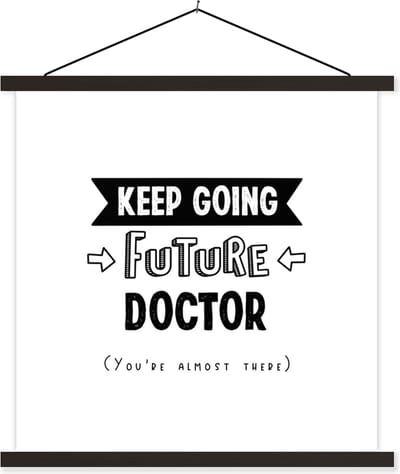 Posterhanger incl. Poster 60x60 cm - Schoolplaat - Dokter - Leren - Spreuken - Geneeskunde - Textielposter - Zwarte latten